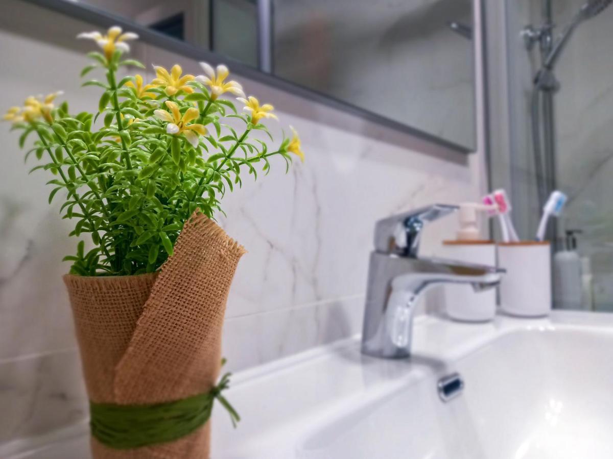 Apartamento Hibisco , Primera Linea De Playa Almunecar Ngoại thất bức ảnh